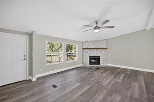 8495 NE 33rd Ct, Anthony, FL 32617 - Photo 9