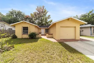 1810 NE 29th Pl, Ocala, FL 34479 - Photo 1