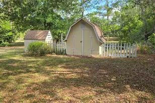 20851 SW Audubon Ave, Dunnellon, FL 34431 - Photo 13