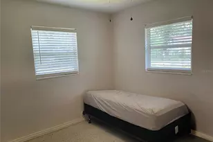 2209 NE 36th St, Ocala, FL 34479 - Photo 9