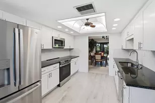 11328 W Bayshore Dr, Crystal River, FL 34429 - Photo 15