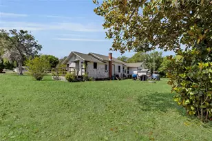 5223 Eagles Nest Rd, Fruitland Park, FL 34731 - Photo 17