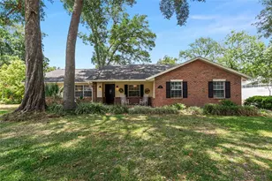 986 SE 57th Ave, Ocala, FL 34480 - Photo 1