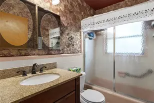 2047 Greenbriar Blvd, Clearwater, FL 33763 - Photo 19
