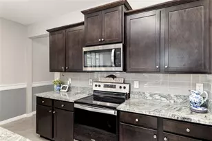 5089 Stokes Wy, Wildwood, FL 34785 - Photo 7