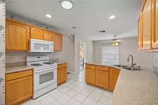 1115 NE 22nd Ave, Ocala, FL 34470 - Photo 3