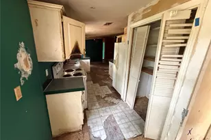 18710 SE 61st Street Rd, Ocklawaha, FL 32179 - Photo 11