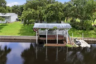 2086 Starboard Dr, Geneva, FL 32732 - Photo 1