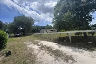 21170 SE 67th Pl, Morriston, FL 32668 - Photo 9