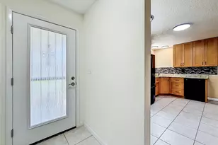 12547 Pine Island Dr, Leesburg, FL 34788 - Photo 7