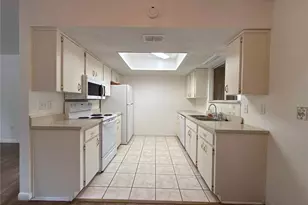 8942 SW 109th Ln, Ocala, FL 34481 - Photo 9