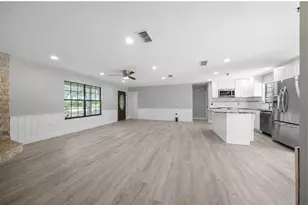 1869 SW 32nd Pl, Bell, FL 32619 - Photo 7