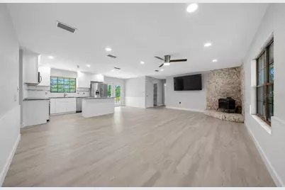 1869 SW 32nd Place, Bell, FL 32619 - Photo 5