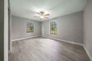 1869 SW 32nd Pl, Bell, FL 32619 - Photo 15