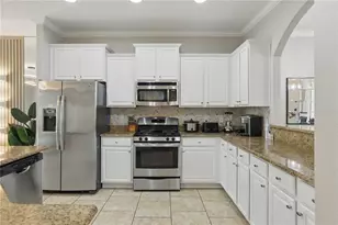 4147 Oak Tree Dr, Davenport, FL 33837 - Photo 9