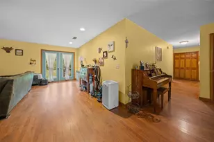 732 SW Carl Wilson Rd, Fort White, FL 32038 - Photo 13