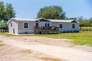 18350 SE 42nd Pl, Morriston, FL 32668 - Photo 3