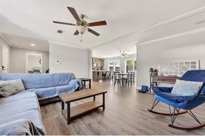 18350 SE 42nd Place, Morriston, FL 32668 - Photo 11