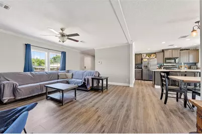 18350 SE 42nd Place, Morriston, FL 32668 - Photo 9