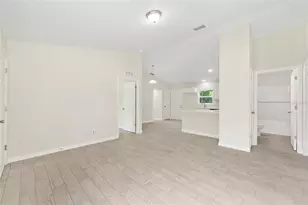 360 Locust Rd, Ocala, FL 34472 - Photo 13