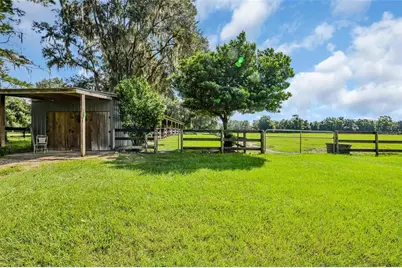 6155 NW 145th Ave Road, Morriston, FL 32668 - Photo 17
