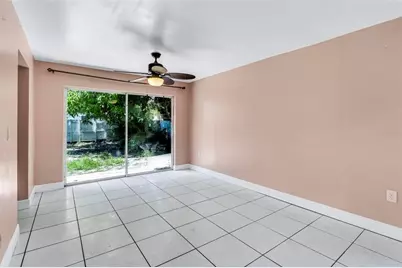 9601 SW 9th Court, Pembroke Pines, FL 33025 - Photo 25