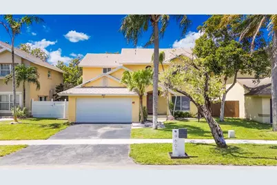 9601 SW 9th Court, Pembroke Pines, FL 33025 - Photo 7