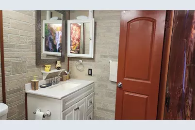 21348 NW 40th Circle Court, Miami Gardens, FL 33055 - Photo 11