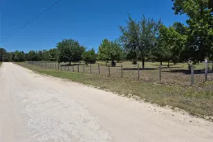 11651 NE 73rd Ln, Bronson, FL 32621 - Photo 23