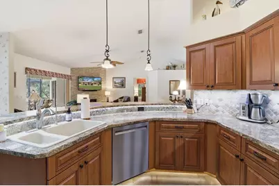4474 W Horseshoe Drive, Beverly Hills, FL 34465 - Photo 9