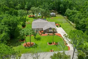 1212 W Redding St, Hernando, FL 34442 - Photo 1