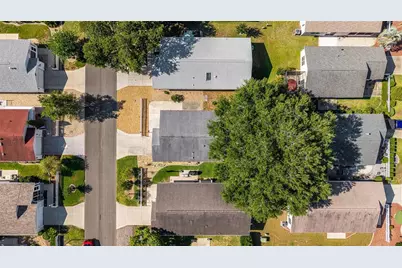 1710 Rosales Road, The Villages, FL 32162 - Photo 23