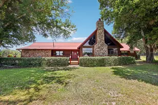 35841 Timbertop Ln, Fruitland Park, FL 34731 - Photo 1