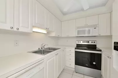 5855 Midnight Pass Road #514, Sarasota, FL 34242 - Photo 17