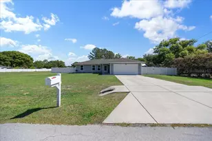 13 Teak Loop Pl, Ocala, FL 34472 - Photo 3