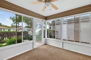 17457 SE 81st Newberry Ct, The Villages, FL 32162 - Photo 5