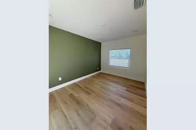 1908 51st Avenue W, Bradenton, FL 34207 - Photo 11