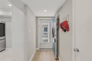1520 Glen Oaks Dr E, Sarasota, FL 34232 - Photo 5