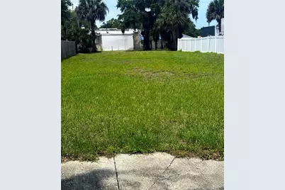 609 Downing Street, New Smyrna Beach, FL 32168 - Photo 3