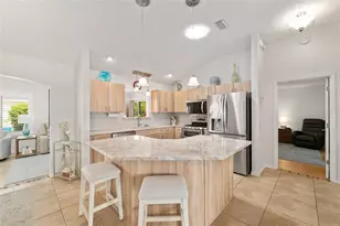 9304 SE 170th Humphreys Loop, The Villages, FL 32162 - Photo 11