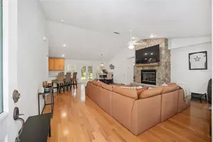 7330 NW 137th Ave, Morriston, FL 32668 - Photo 5