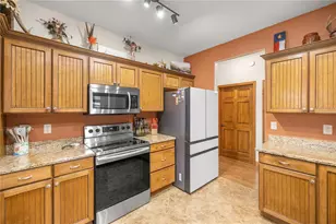 538 NW 7th St, Williston, FL 32696 - Photo 17