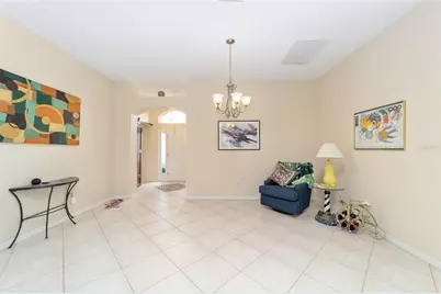 867 Castleberry Circle, The Villages, FL 32162 - Photo 13