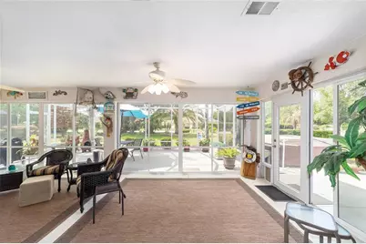 867 Castleberry Circle, The Villages, FL 32162 - Photo 37
