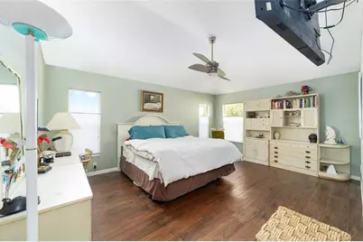 867 Castleberry Circle, The Villages, FL 32162 - Photo 23