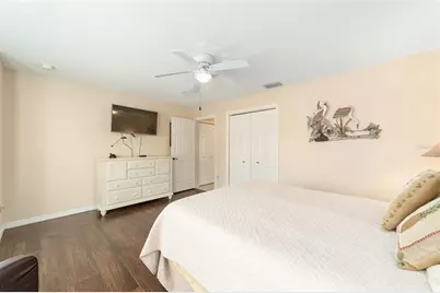 867 Castleberry Circle, The Villages, FL 32162 - Photo 31