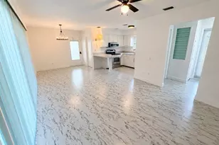 21171 SW Honeysuckle St, Dunnellon, FL 34431 - Photo 5