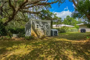 9302 E Redwood Pl, Inverness, FL 34450 - Photo 27