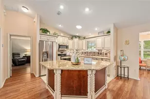 991 Barrymoore Loop, The Villages, FL 32162 - Photo 7