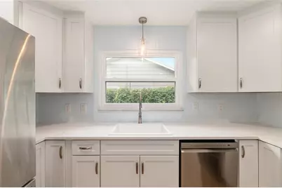 1028 NE 5th Street, Gainesville, FL 32601 - Photo 11